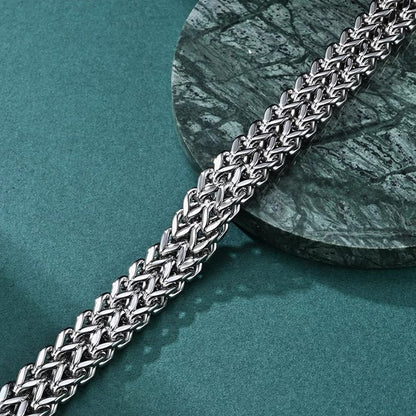 Titanium steel bracelet, Korean version, simple and fashionable, male titanium steel bracelet, wide version, unique, hip-hop, niche, street, Cuban chain