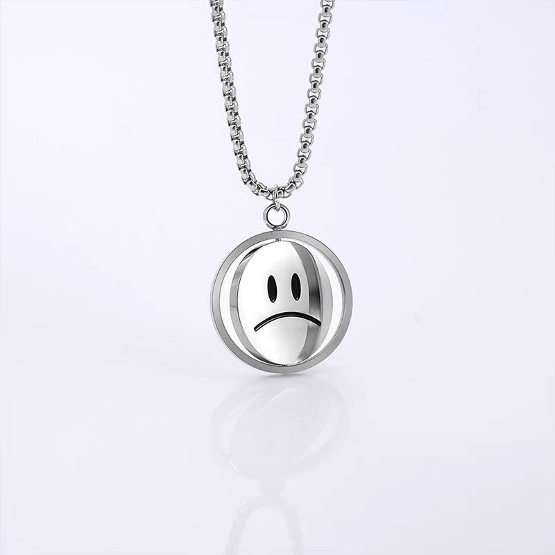 Titanium steel necklace, double-sided smiling face necklace for men, simple and fresh necklace, titanium pendant, couple accessory, student personality