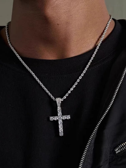 Titanium steel necklace, dazzling cross pendant necklace, zircon pendant, men's fashion, versatile pendant, couple accessory