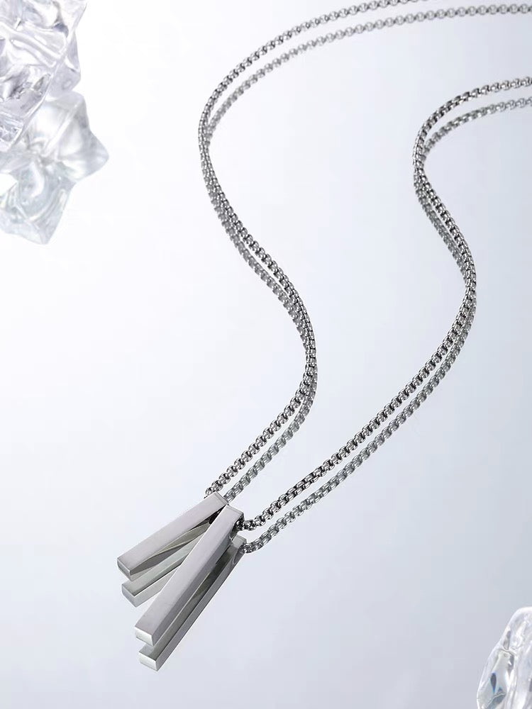 Titanium steel necklace, double-strand necklace pendant, fashionable and trendy, versatile for men's accessories, original necklace for male students