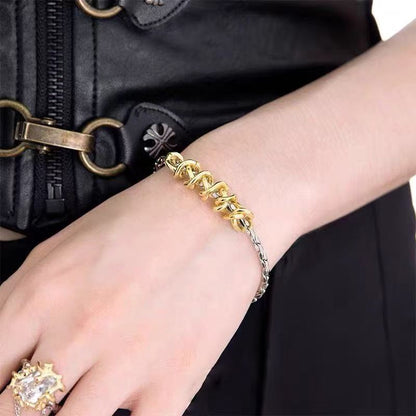 Titanium steel necklace, gold and silver twisted necklace for men, short-length collar chain, trendy accessory, unique jewelry, suitable for both men and women.