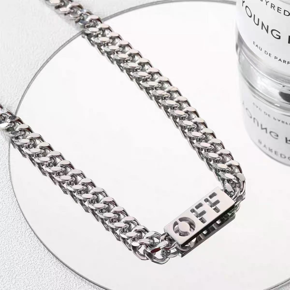Titanium steel necklace, OFF letter necklace for men, trendy and small-scale, collar chain, simple and versatile, Cuban chain, layered necklace