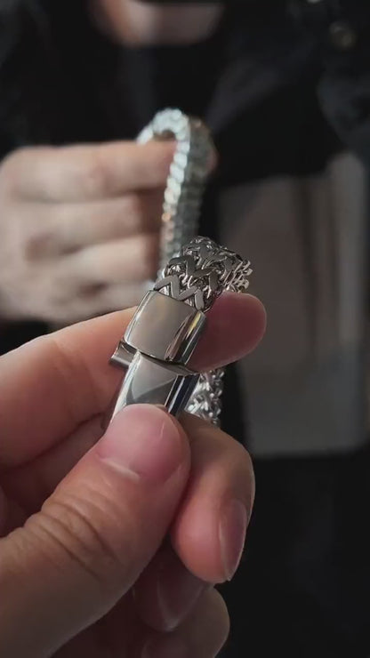 Titanium steel bracelet, Korean version, simple and fashionable, male titanium steel bracelet, wide version, unique, hip-hop, niche, street, Cuban chain